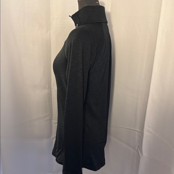 Under Armour Black Performance Pullover with half zipper. Womens size Medium. - Picture 2 of 10
